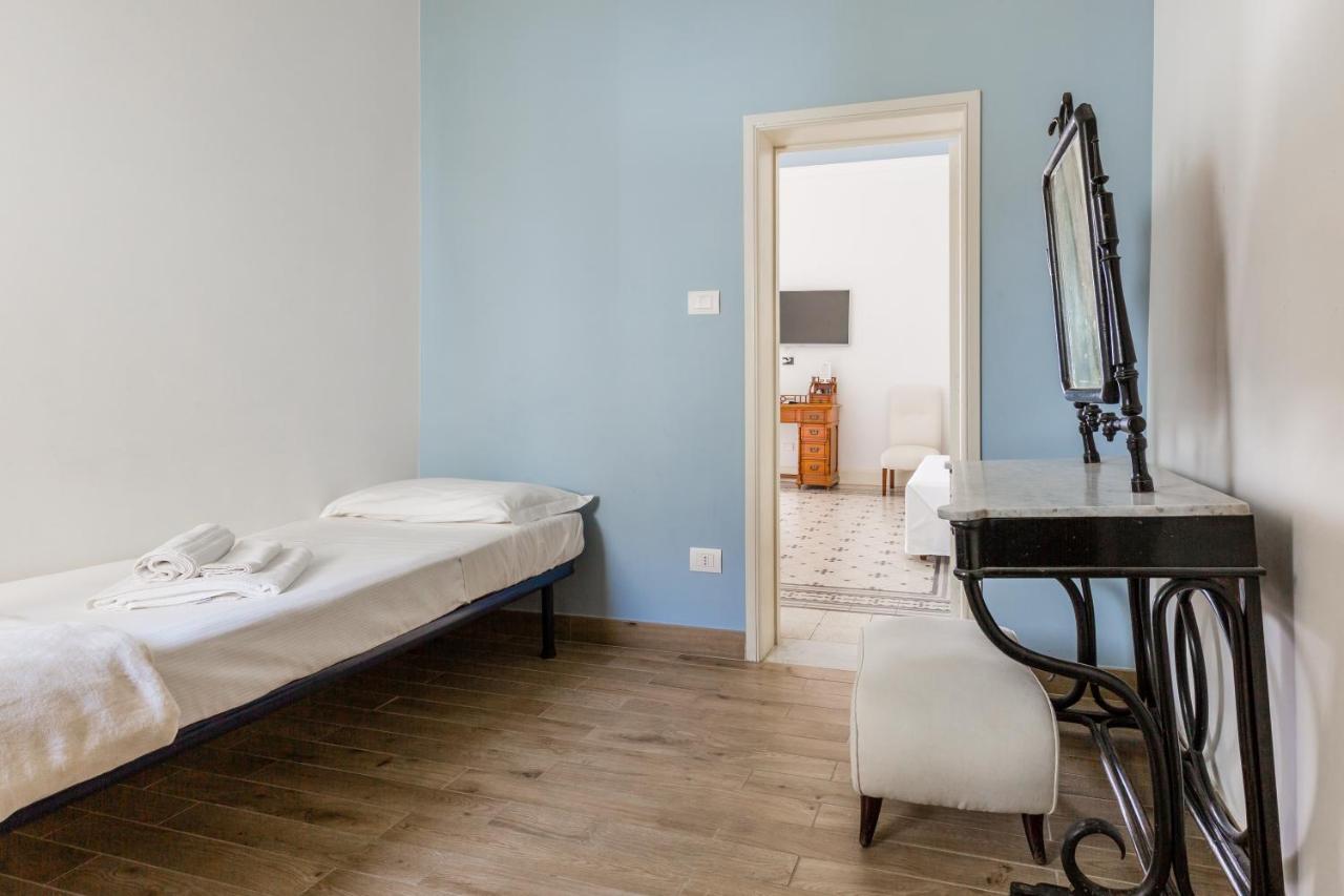 Palazzo Montalbano Bed & Breakfast ชิคลี ภายนอก รูปภาพ