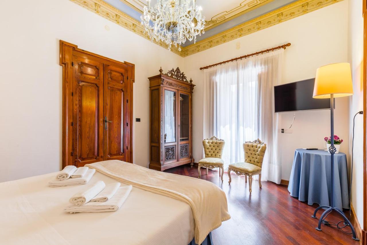 Palazzo Montalbano Bed & Breakfast ชิคลี ภายนอก รูปภาพ