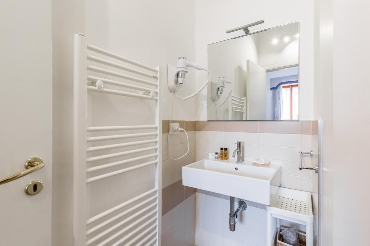 Palazzo Montalbano Bed & Breakfast ชิคลี ภายนอก รูปภาพ