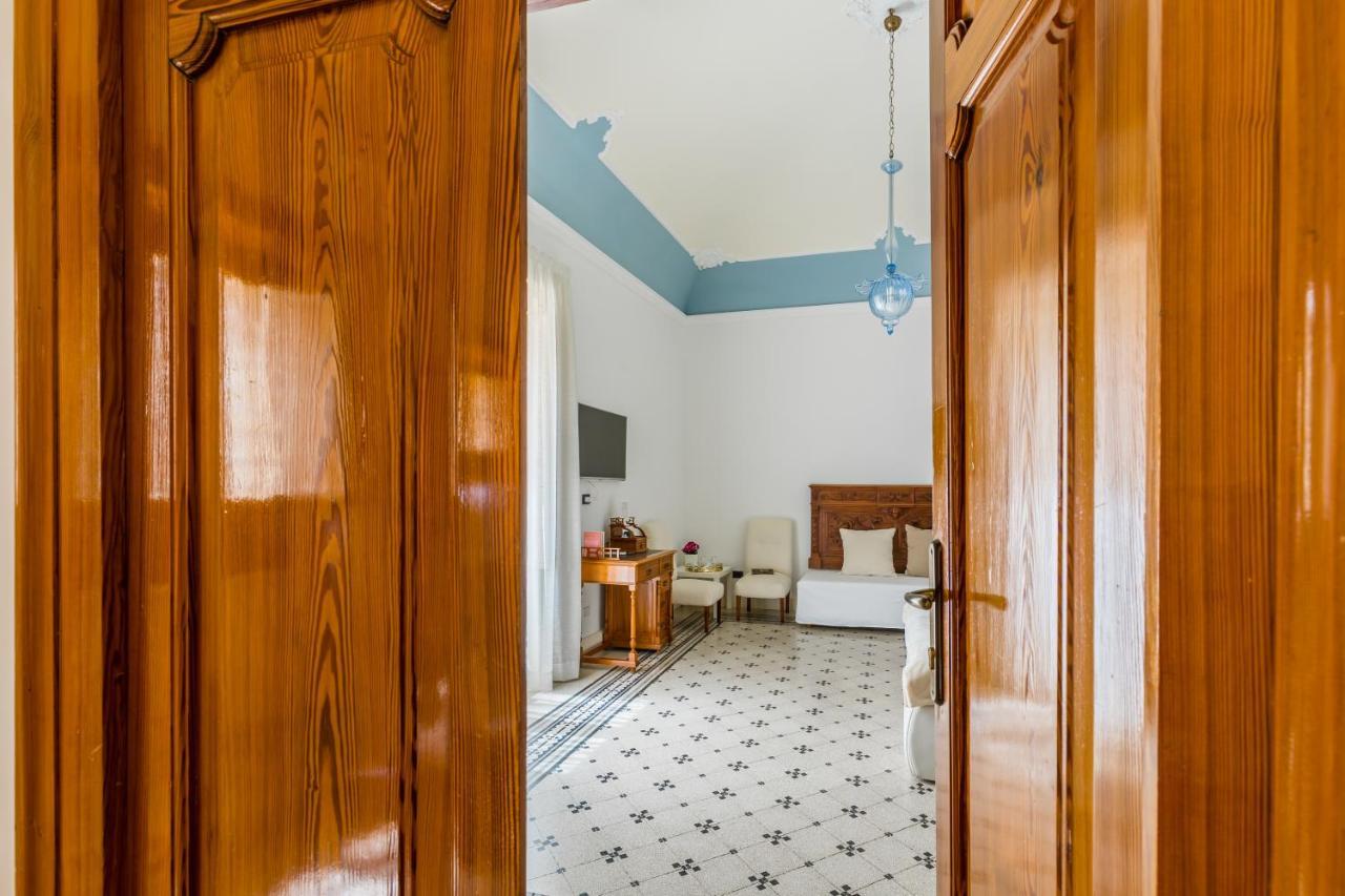 Palazzo Montalbano Bed & Breakfast ชิคลี ภายนอก รูปภาพ