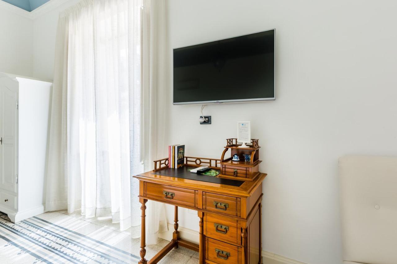 Palazzo Montalbano Bed & Breakfast ชิคลี ภายนอก รูปภาพ