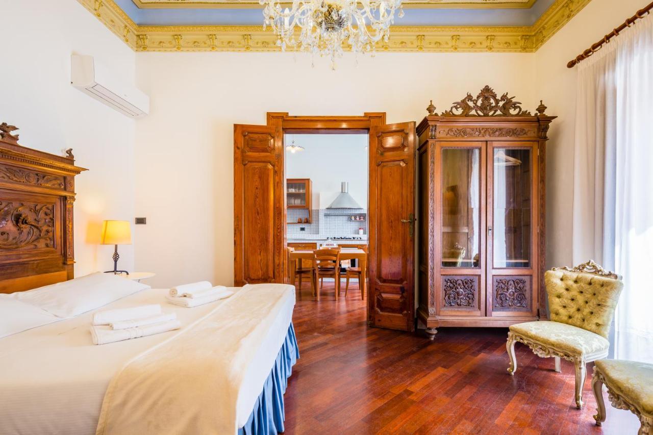 Palazzo Montalbano Bed & Breakfast ชิคลี ภายนอก รูปภาพ