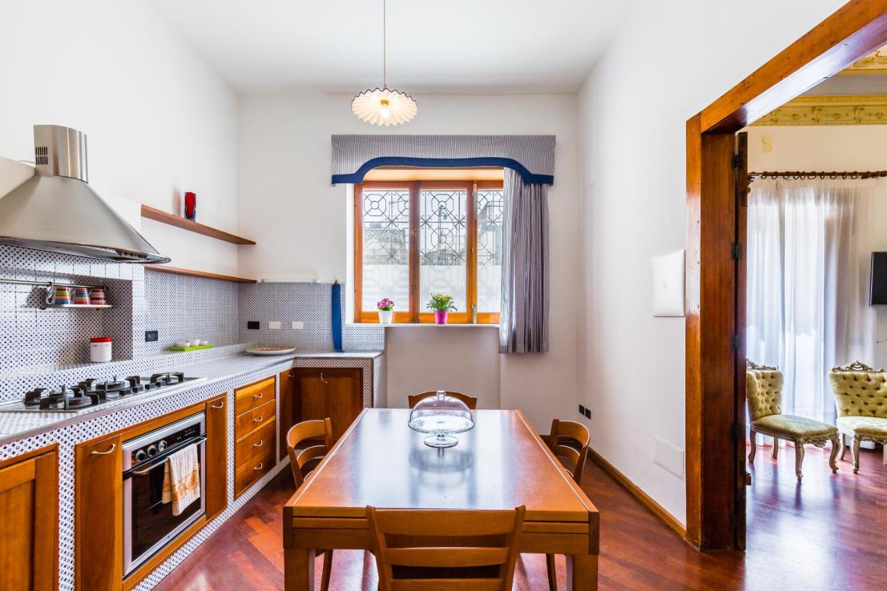 Palazzo Montalbano Bed & Breakfast ชิคลี ภายนอก รูปภาพ