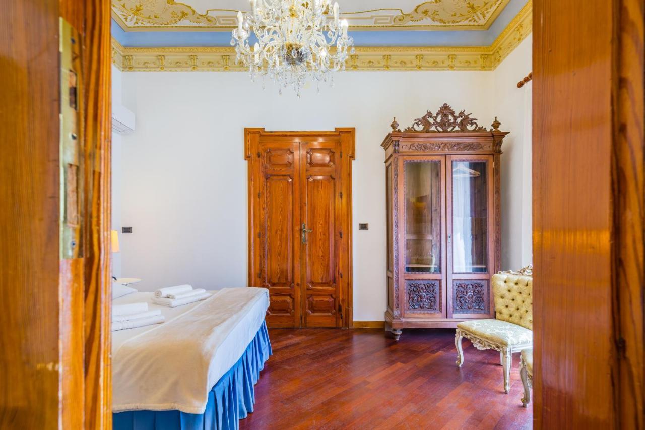 Palazzo Montalbano Bed & Breakfast ชิคลี ภายนอก รูปภาพ
