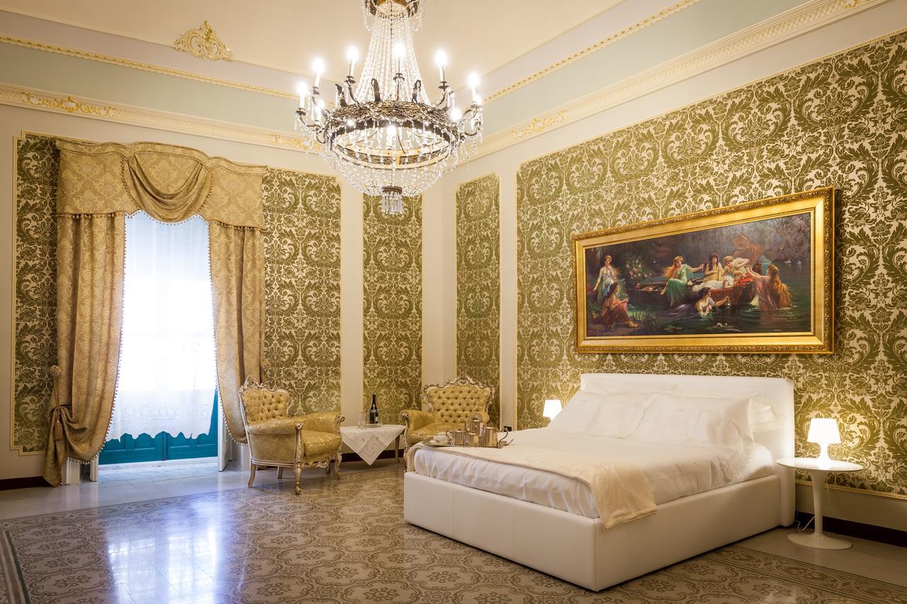 Palazzo Montalbano Bed & Breakfast ชิคลี ภายนอก รูปภาพ