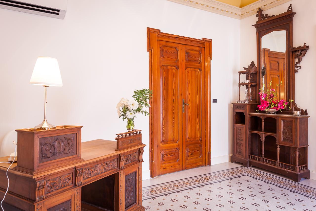 Palazzo Montalbano Bed & Breakfast ชิคลี ภายนอก รูปภาพ
