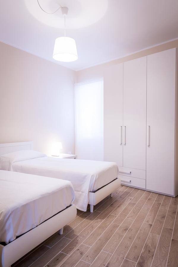 Palazzo Montalbano Bed & Breakfast ชิคลี ภายนอก รูปภาพ
